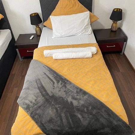 Ferienwohung In Kuppenheim Fuer 1 Bis 3 Personen Apartment ภายนอก รูปภาพ